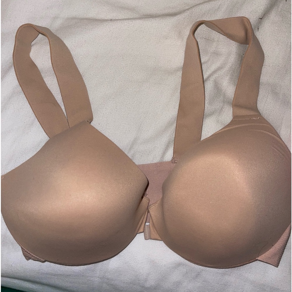 SPANX FRONT-CLIP BRA